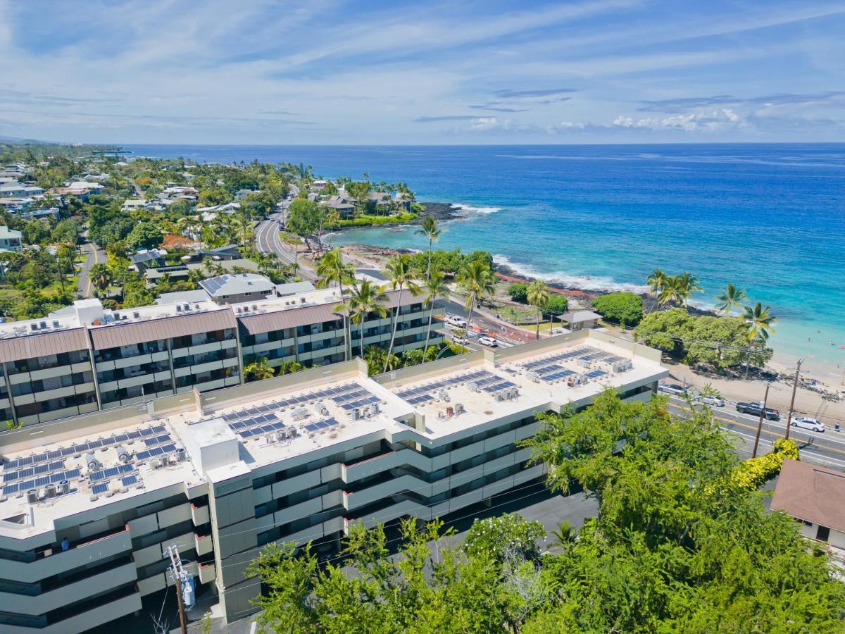 Family Getaway - Lava Room At Magic Sands Beach Каилуа-Кона Экстерьер фото