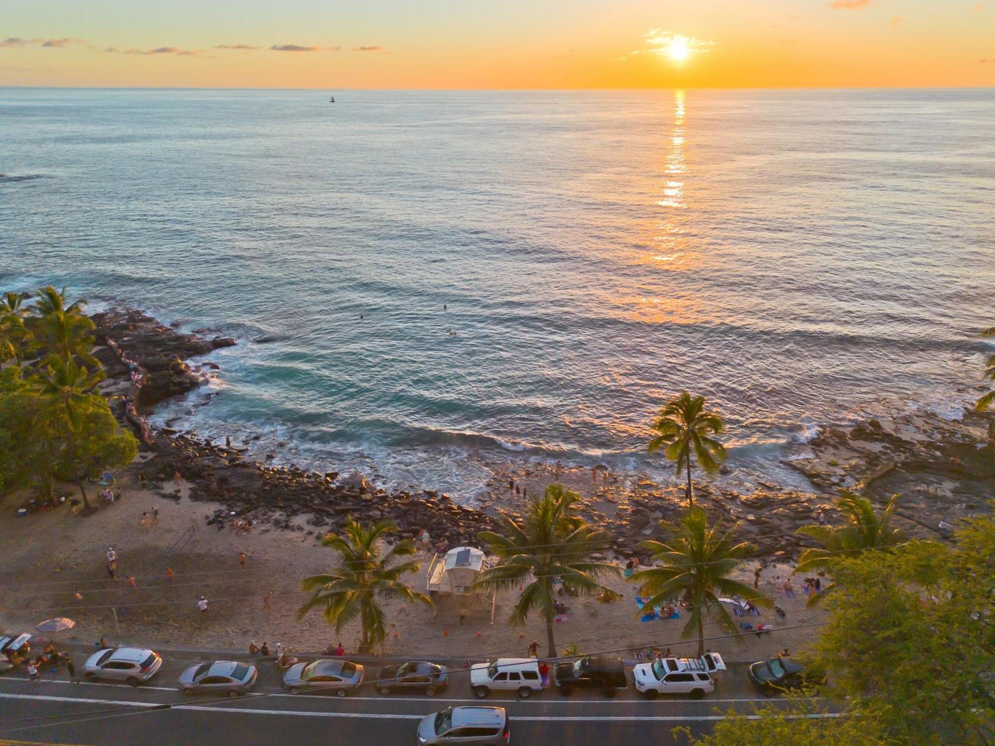 Family Getaway - Lava Room At Magic Sands Beach Каилуа-Кона Экстерьер фото