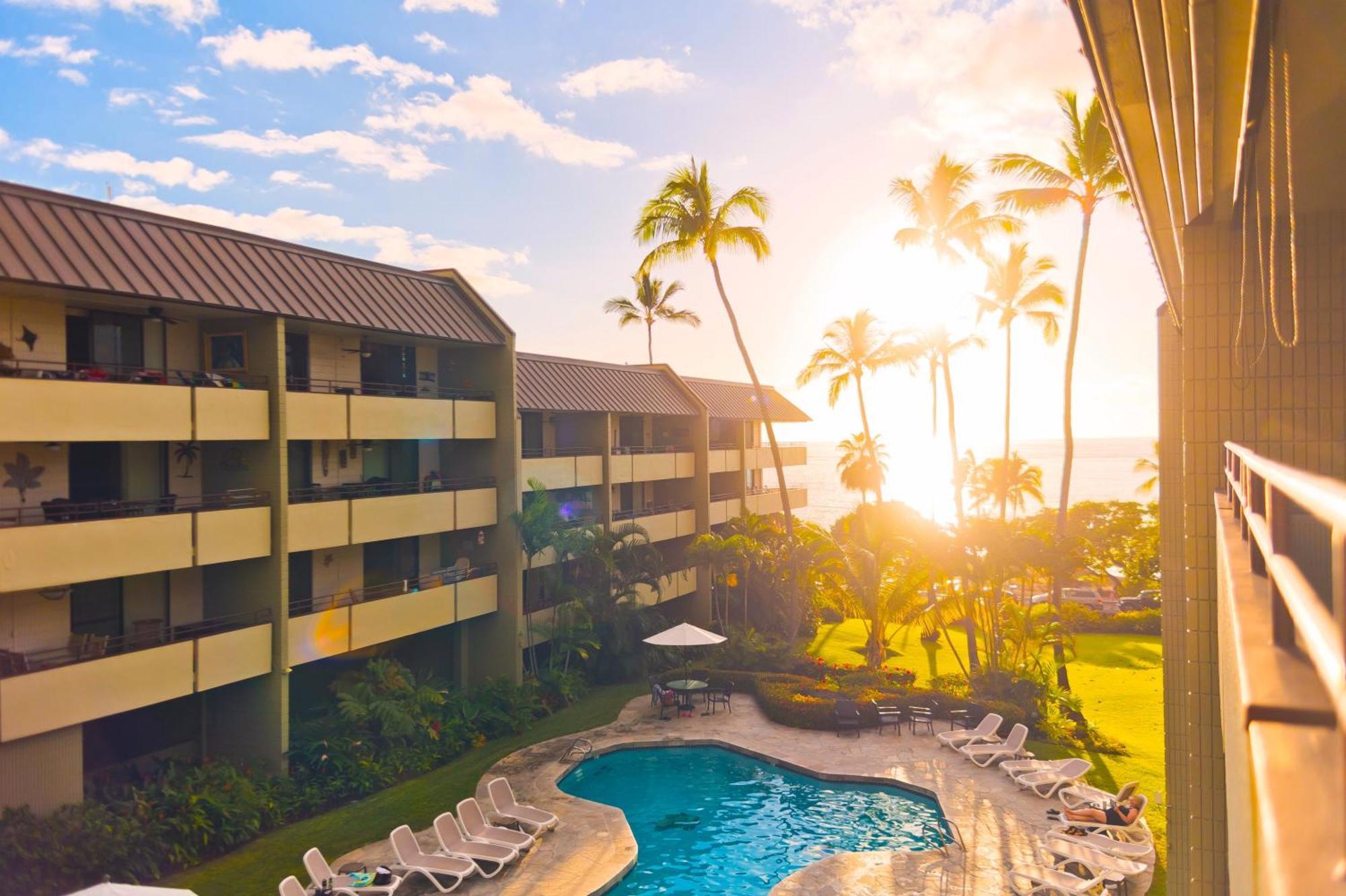 Family Getaway - Lava Room At Magic Sands Beach Каилуа-Кона Экстерьер фото